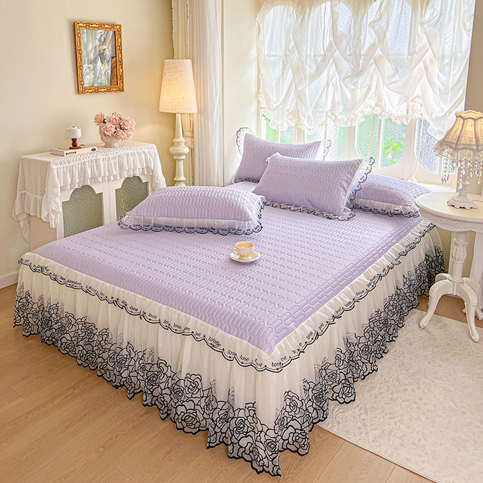 91家纺网 家纺一手货源 找家纺 2025新款凉感丝乳胶凉席床裙款夏被四件套-爱恋 紫