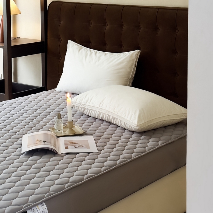 91家纺网 家纺一手货源 找家纺 （总）凡客2025新款A类全棉加厚防水隔尿床垫【会员立减10元/条】