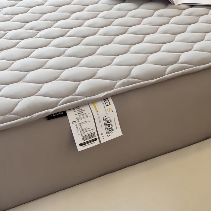 91家纺网 家纺一手货源 找家纺 凡客2025新款A类全棉加厚防水隔尿床垫【会员立减10元/条】 绅士灰