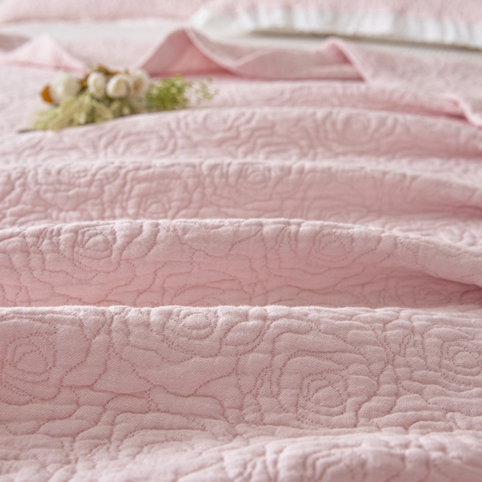 91家纺网 家纺一手货源 找家纺 悦然毛巾被 2025新款全棉沁氧纱布夏被夏凉被空调被毛巾被 玫瑰沁氧粉