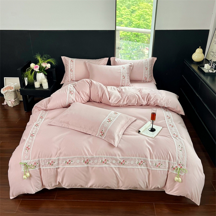 91家纺网 家纺一手货源 找家纺 庭笙 2025新款轻奢少女小香风提花四件套 星云粉