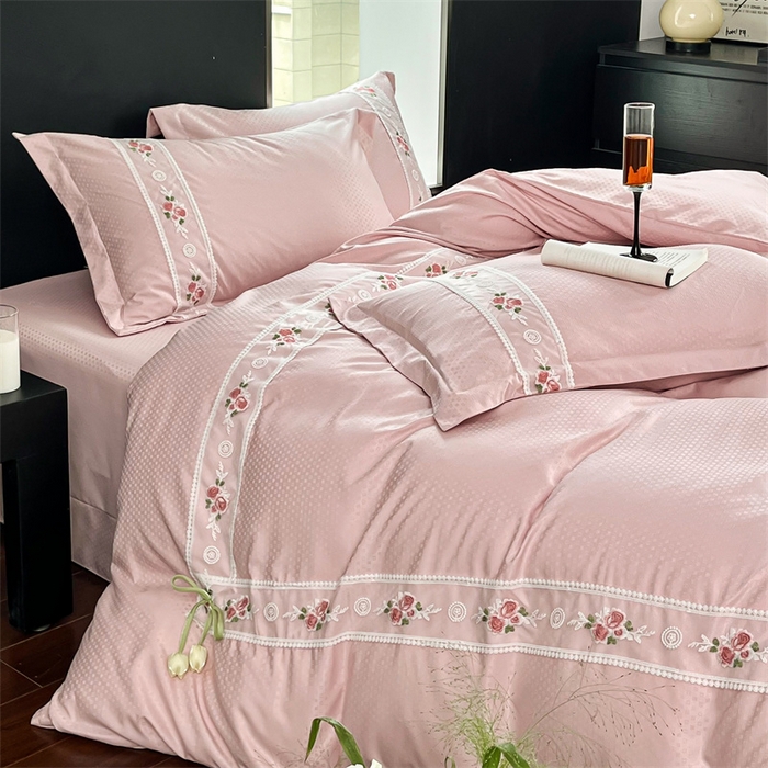 91家纺网 家纺一手货源 找家纺 庭笙 2025新款轻奢少女小香风提花四件套 星云粉