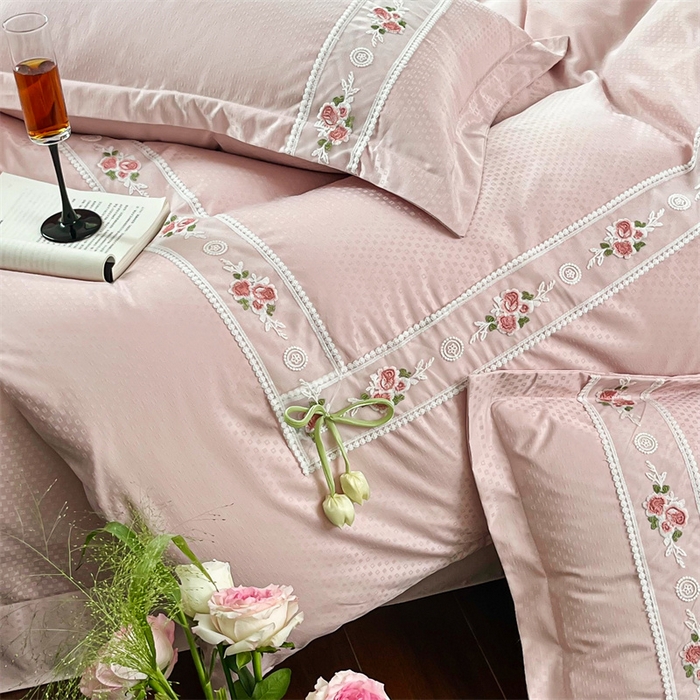 91家纺网 家纺一手货源 找家纺 庭笙 2025新款轻奢少女小香风提花四件套 星云粉