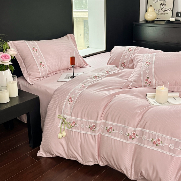 91家纺网 家纺一手货源 找家纺 庭笙 2025新款轻奢少女小香风提花四件套 星云粉