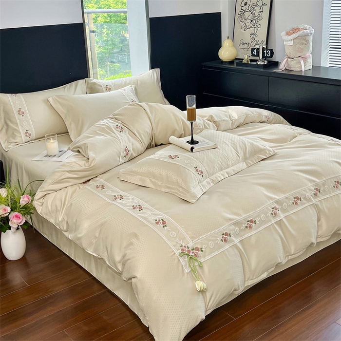 91家纺网 家纺一手货源 找家纺 庭笙 2025新款轻奢少女小香风提花四件套 星云浅咖