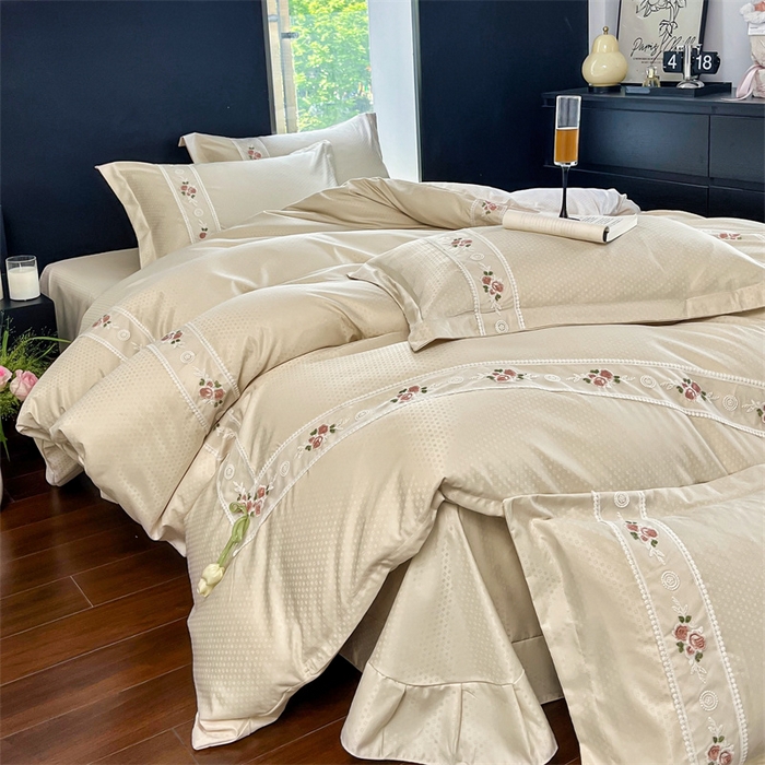 91家纺网 家纺一手货源 找家纺 庭笙 2025新款轻奢少女小香风提花四件套 星云浅咖