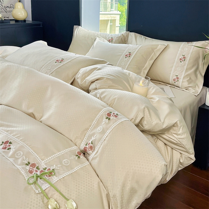 91家纺网 家纺一手货源 找家纺 庭笙 2025新款轻奢少女小香风提花四件套 星云浅咖