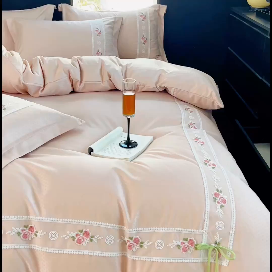 91家纺网 家纺一手货源 找家纺 庭笙 2025新款轻奢少女小香风提花四件套 星云玉