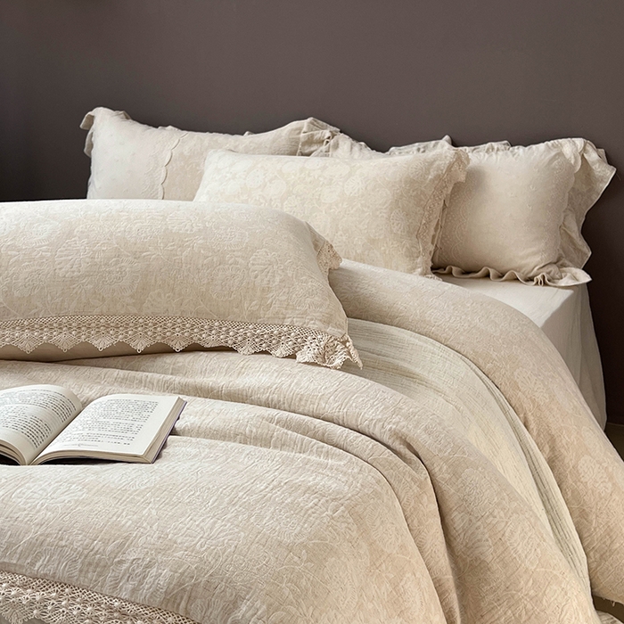 91家纺网 家纺一手货源 找家纺 凡客2025新款棉麻色织提花双层纱四件套（镂空花边款） 万物生