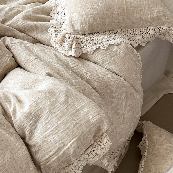 91家纺网 家纺一手货源 找家纺 凡客2025新款棉麻色织提花双层纱四件套（镂空花边款） 风吟