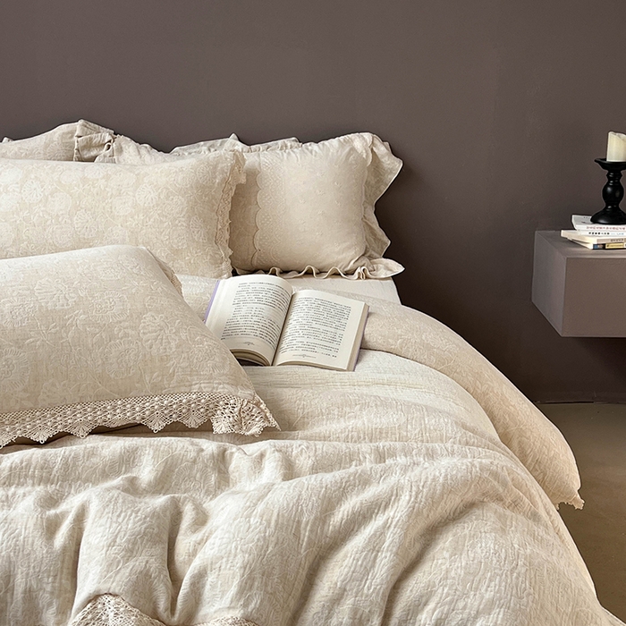 91家纺网 家纺一手货源 找家纺 凡客2025新款棉麻色织提花双层纱四件套（镂空花边款） 万物生