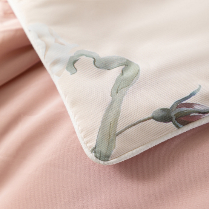 91家纺网 家纺一手货源 找家纺 玛德琳 2025新款A类兰精天丝印花凉感丝系列 粉墨花笺