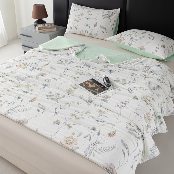 91家纺网 家纺一手货源 找家纺 玛德琳 2025新款A类兰精天丝印花凉感丝系列 绿影芳踪