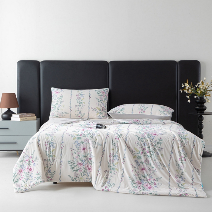 91家纺网 家纺一手货源 找家纺 玛德琳 2025新款A类兰精天丝印花凉感丝系列 田园花梦