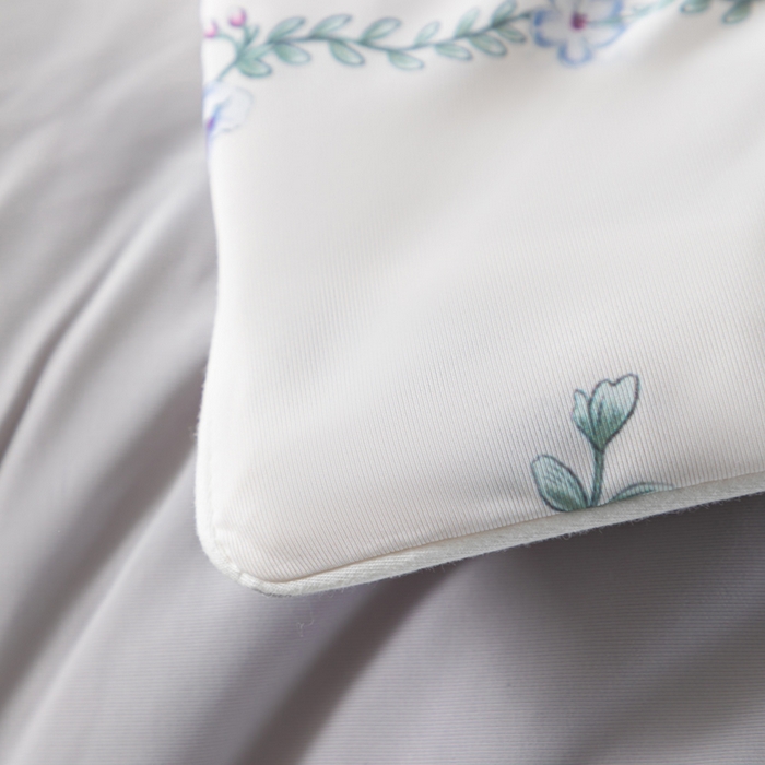 91家纺网 家纺一手货源 找家纺 玛德琳 2025新款A类兰精天丝印花凉感丝系列 田园花梦