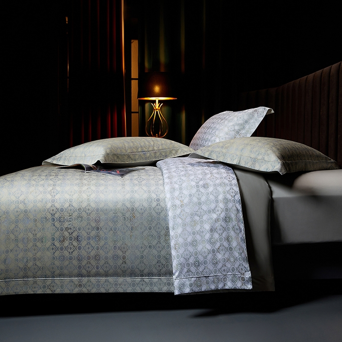 91家纺网 家纺一手货源 找家纺 缔缦 2025新款定织八枚锻s140数码印花系列四件套 贝蒂斯