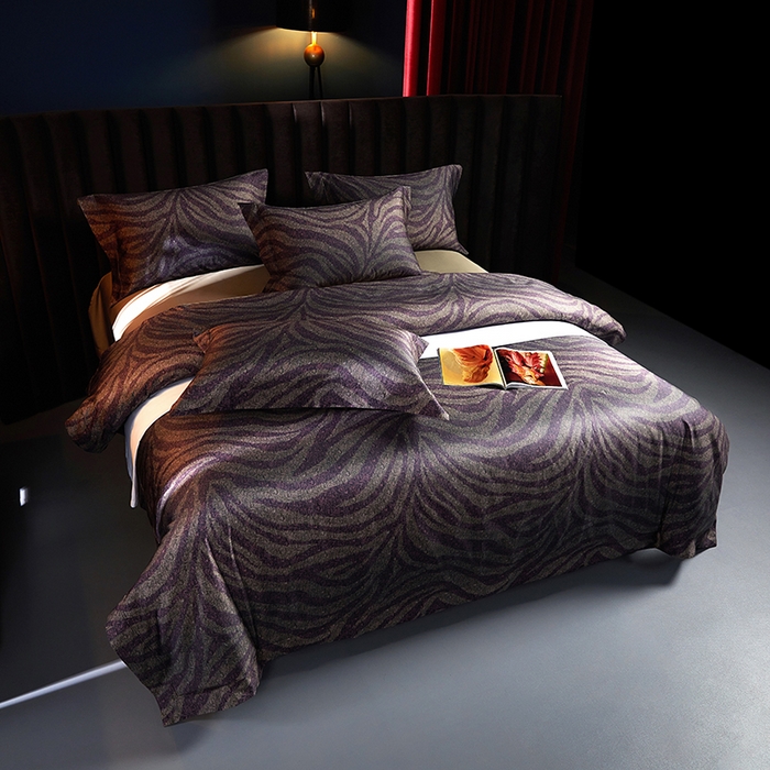 91家纺网 家纺一手货源 找家纺 缔缦 2025新款定织八枚锻s140数码印花系列四件套 赫铂