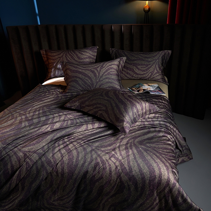 91家纺网 家纺一手货源 找家纺 缔缦 2025新款定织八枚锻s140数码印花系列四件套 赫铂