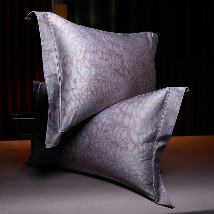 91家纺网 家纺一手货源 找家纺 缔缦 2025新款定织八枚锻s140数码印花系列四件套 琉璃