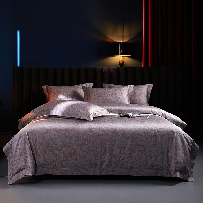 91家纺网 家纺一手货源 找家纺 缔缦 2025新款定织八枚锻s140数码印花系列四件套 琉璃