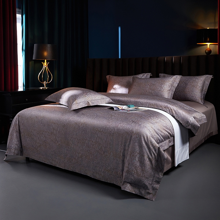 91家纺网 家纺一手货源 找家纺 缔缦 2025新款定织八枚锻s140数码印花系列四件套 琉璃