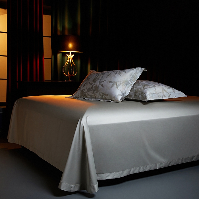 91家纺网 家纺一手货源 找家纺 缔缦 2025新款定织八枚锻s140数码印花系列四件套 雅颂