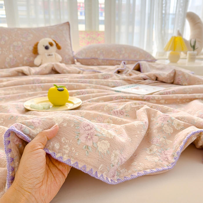 91家纺网 家纺一手货源 找家纺 星巴k家纺 2025新款贝壳绣三角针花边工艺款贝壳边夏被夏凉被空调被四件套【可提供买家秀】 爱如星辰