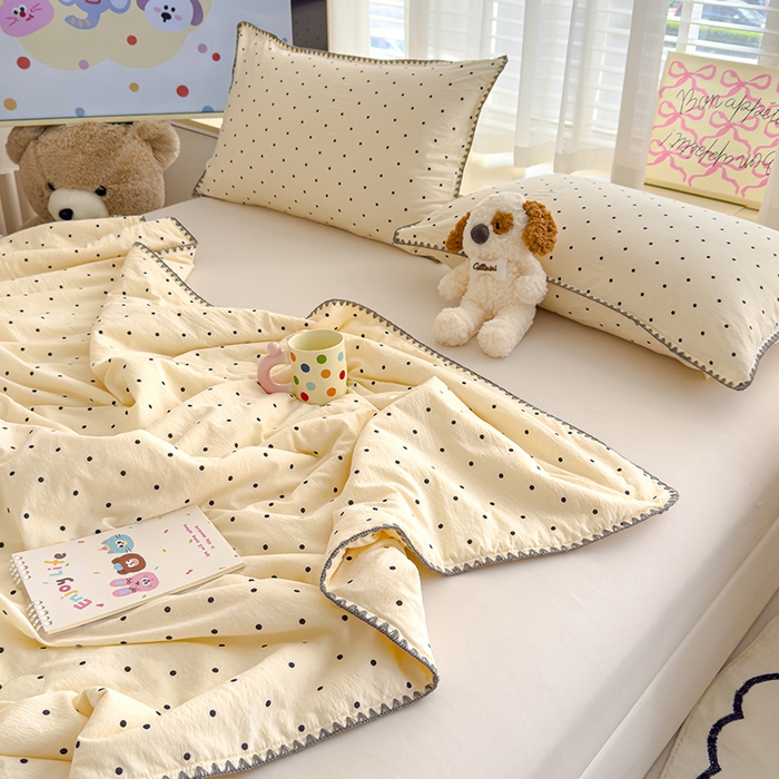 91家纺网 家纺一手货源 找家纺 星巴k家纺 2025新款贝壳绣三角针花边工艺款贝壳边夏被夏凉被空调被四件套【可提供买家秀】 波点灰