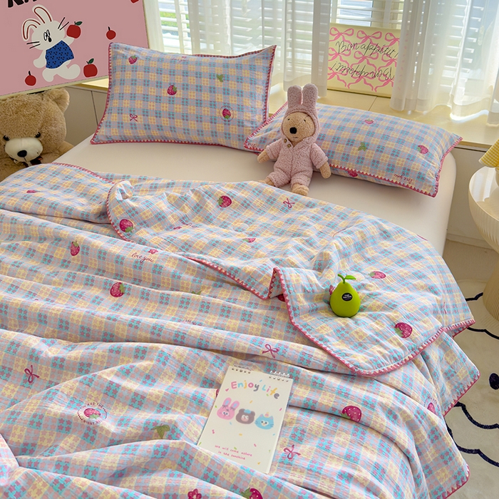 91家纺网 家纺一手货源 找家纺 星巴k家纺 2025新款贝壳绣三角针花边工艺款贝壳边夏被夏凉被空调被四件套【可提供买家秀】 草莓甜心