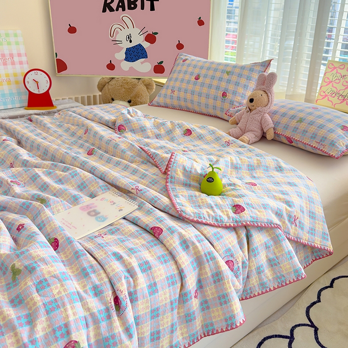 91家纺网 家纺一手货源 找家纺 星巴k家纺 2025新款贝壳绣三角针花边工艺款贝壳边夏被夏凉被空调被四件套【可提供买家秀】 草莓甜心