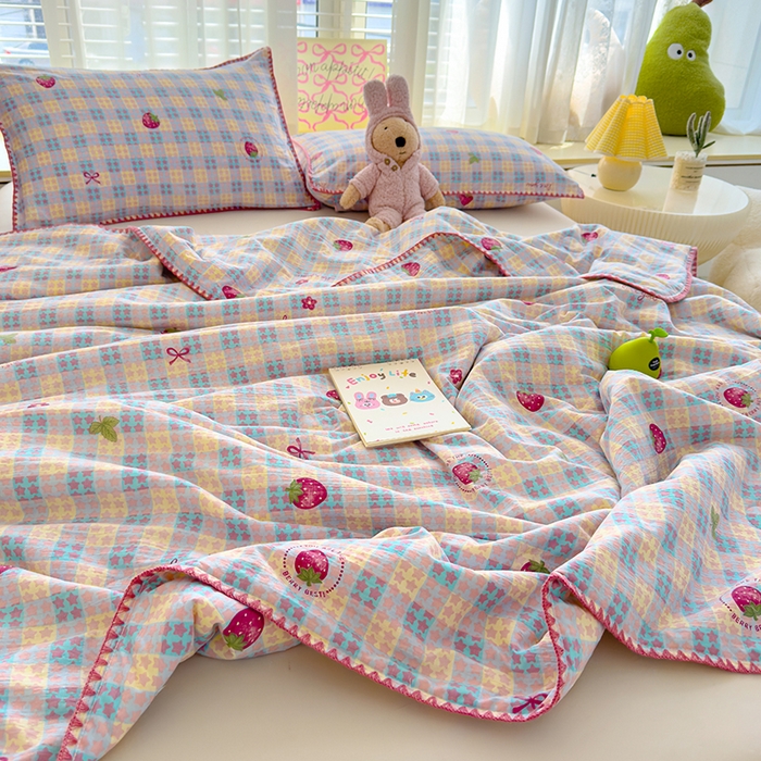 91家纺网 家纺一手货源 找家纺 星巴k家纺 2025新款贝壳绣三角针花边工艺款贝壳边夏被夏凉被空调被四件套【可提供买家秀】 草莓甜心