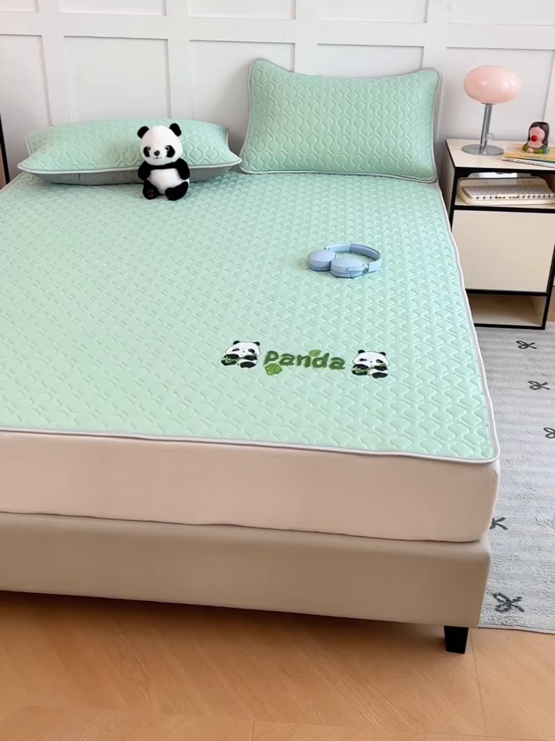 91家纺网 家纺一手货源 找家纺 缦纱 2025新款凉感丝加厚凉席夏季冰丝凉席 豆绿