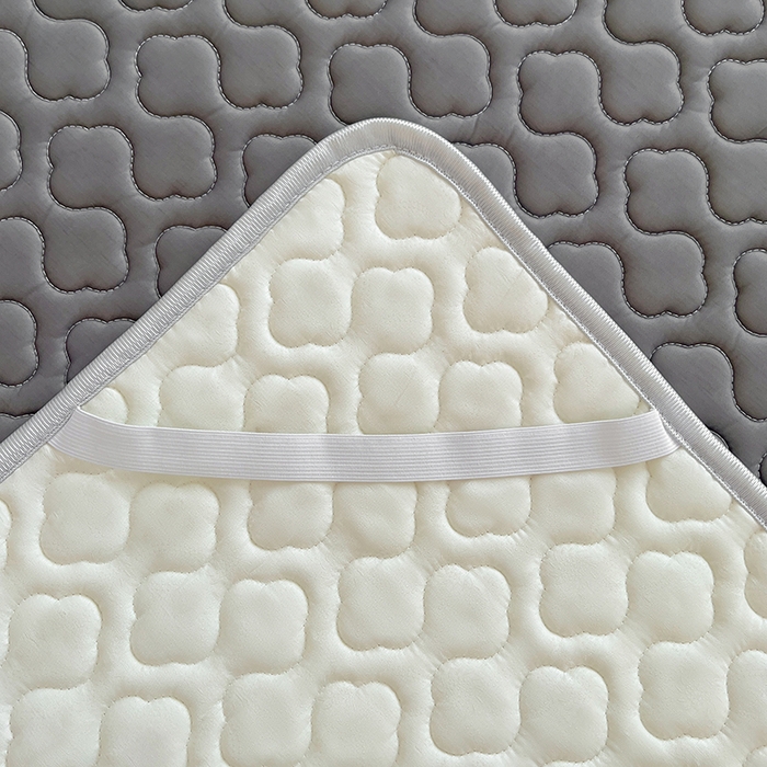 91家纺网 家纺一手货源 找家纺 缦纱 2025新款凉感丝加厚凉席夏季冰丝凉席 高级灰