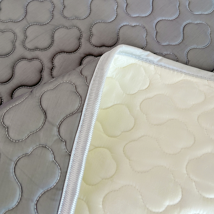 91家纺网 家纺一手货源 找家纺 缦纱 2025新款凉感丝加厚凉席夏季冰丝凉席 高级灰