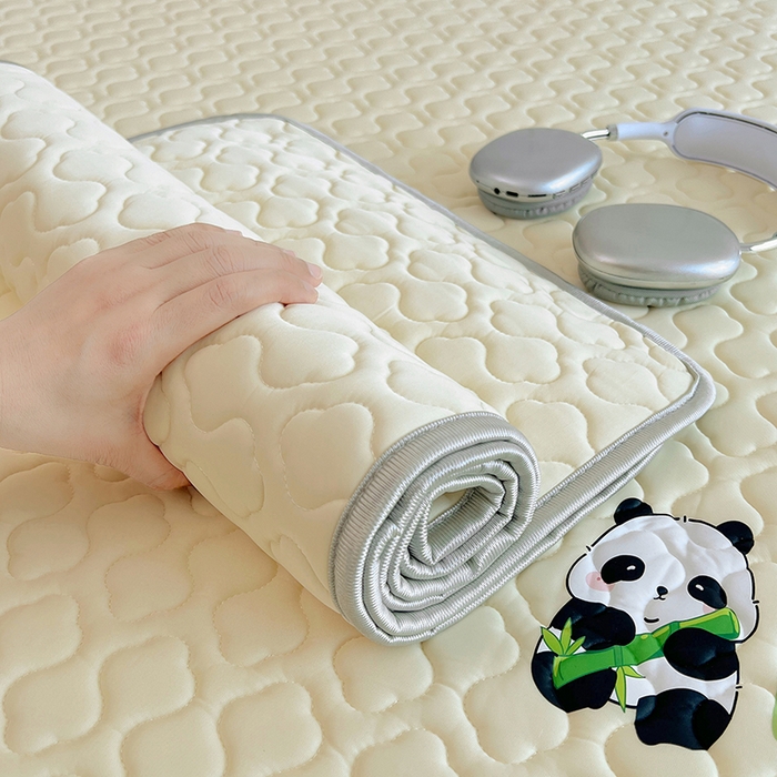 91家纺网 家纺一手货源 找家纺 缦纱 2025新款凉感丝加厚凉席夏季冰丝凉席 奶油黄