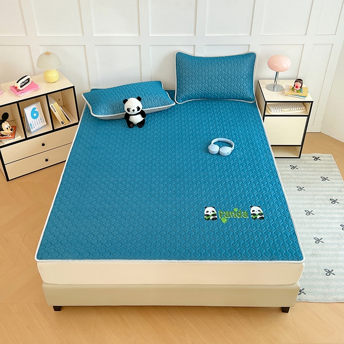 91家纺网 家纺一手货源 找家纺 缦纱 2025新款凉感丝加厚凉席夏季冰丝凉席 深海蓝