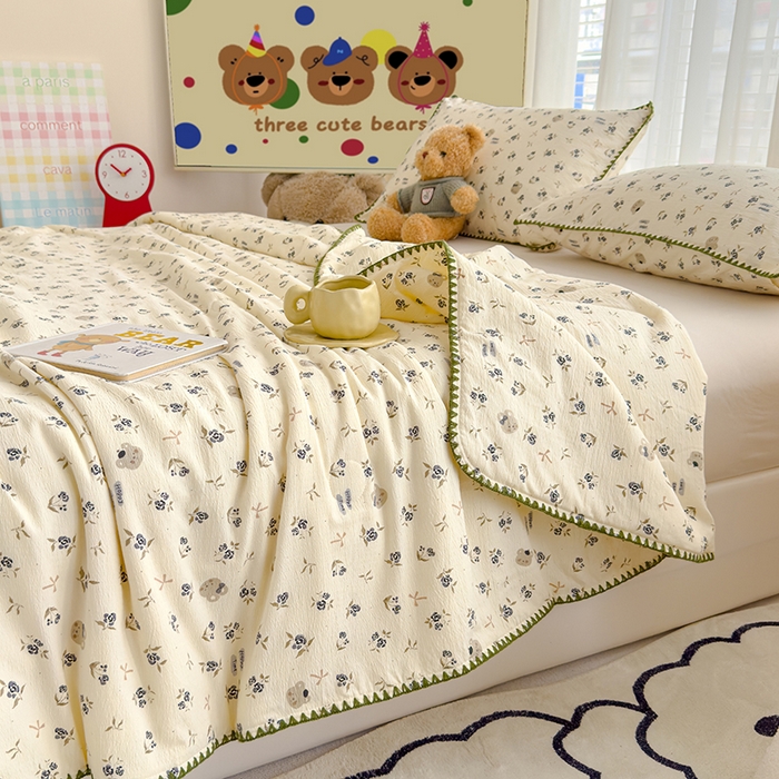 91家纺网 家纺一手货源 找家纺 星巴k家纺 2025新款贝壳绣三角针花边工艺款贝壳边夏被夏凉被空调被四件套【可提供买家秀】 风铃小熊