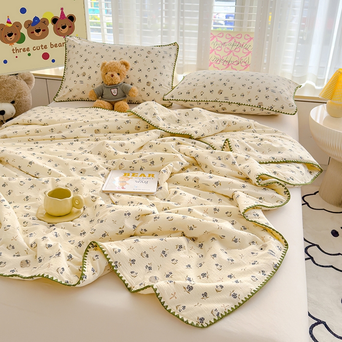 91家纺网 家纺一手货源 找家纺 星巴k家纺 2025新款贝壳绣三角针花边工艺款贝壳边夏被夏凉被空调被四件套【可提供买家秀】 风铃小熊