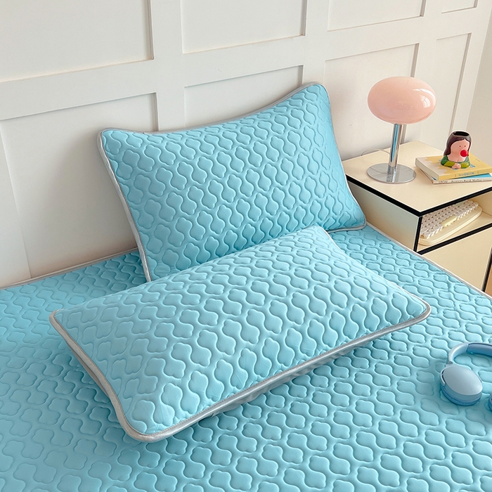 91家纺网 家纺一手货源 找家纺 缦纱 2025新款凉感丝加厚凉席夏季冰丝凉席 天空蓝