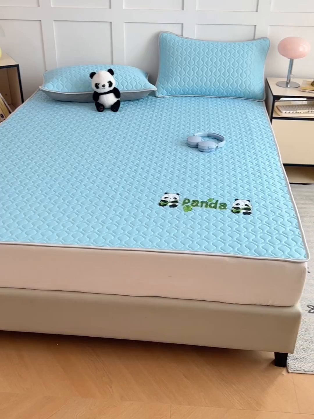 91家纺网 家纺一手货源 找家纺 缦纱 2025新款凉感丝加厚凉席夏季冰丝凉席 天空蓝