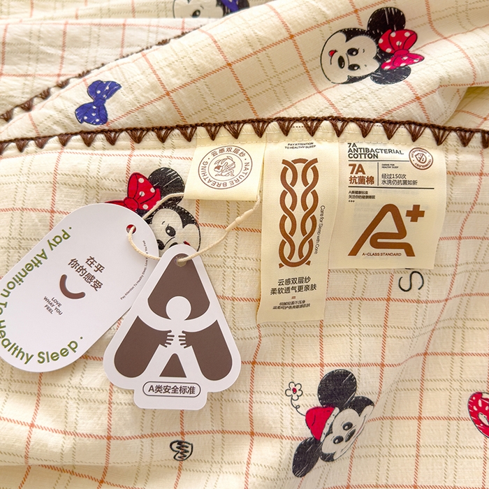 91家纺网 家纺一手货源 找家纺 星巴k家纺 2025新款贝壳绣三角针花边工艺款贝壳边夏被夏凉被空调被四件套【可提供买家秀】 格子米奇