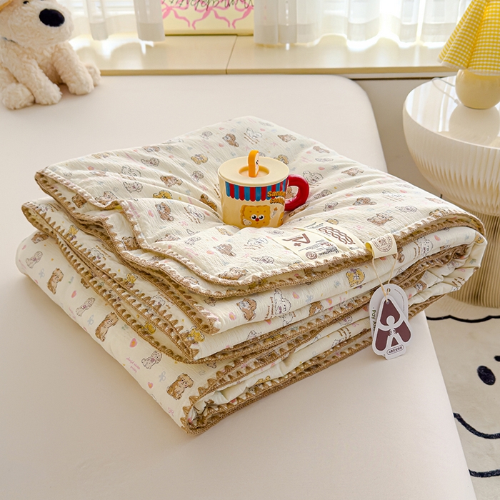 星巴k家纺 2025新款贝壳绣三角针花边工艺款贝壳边夏被夏凉被空调被四件套【可提供买家秀】 狗狗日记