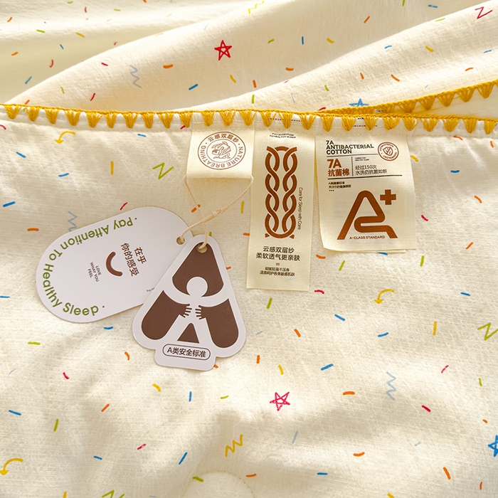 91家纺网 家纺一手货源 找家纺 星巴k家纺 2025新款贝壳绣三角针花边工艺款贝壳边夏被夏凉被空调被四件套【可提供买家秀】 蜡笔画