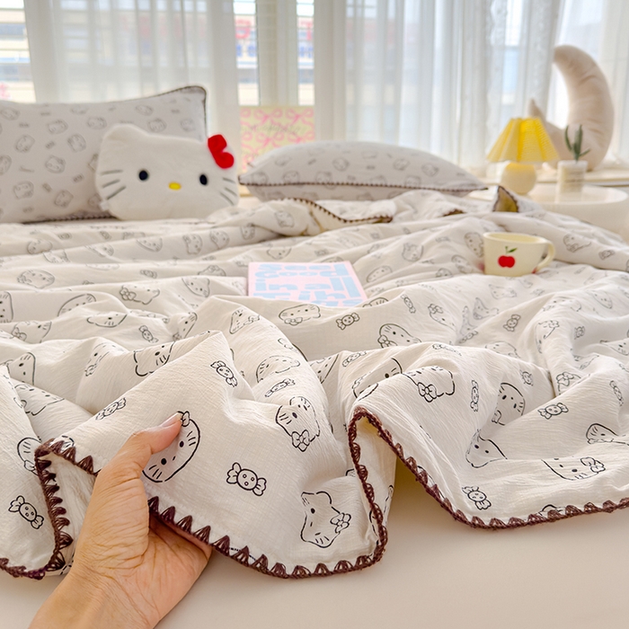 91家纺网 家纺一手货源 找家纺 星巴k家纺 2025新款贝壳绣三角针花边工艺款贝壳边夏被夏凉被空调被四件套【可提供买家秀】 猫咪恋人