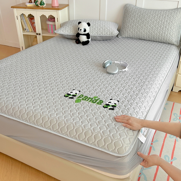 91家纺网 家纺一手货源 找家纺 缦纱 2025新款凉感丝凉席床笠夏季加厚冰丝凉席床笠 浅灰