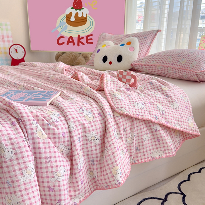 91家纺网 家纺一手货源 找家纺 星巴k家纺 2025新款贝壳绣三角针花边工艺款贝壳边夏被夏凉被空调被四件套【可提供买家秀】 猫咪晚宴