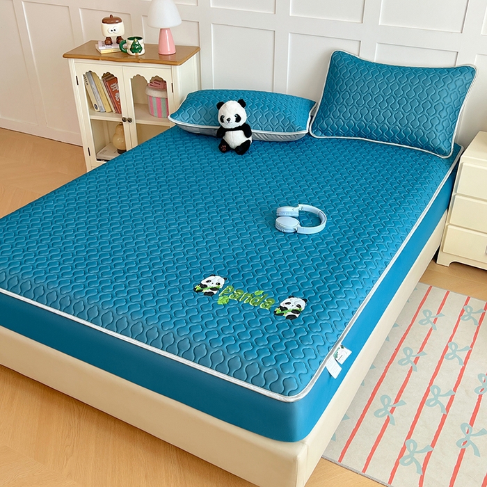 91家纺网 家纺一手货源 找家纺 缦纱 2025新款凉感丝凉席床笠夏季加厚冰丝凉席床笠 深海蓝