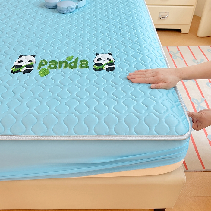 91家纺网 家纺一手货源 找家纺 缦纱 2025新款凉感丝凉席床笠夏季加厚冰丝凉席床笠 天空蓝