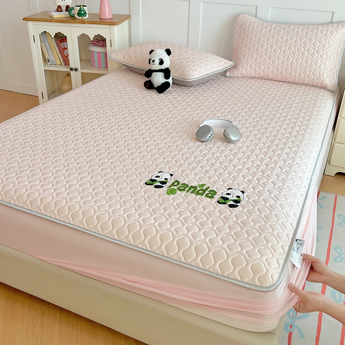 91家纺网 家纺一手货源 找家纺 缦纱 2025新款凉感丝凉席床笠夏季加厚冰丝凉席床笠 樱花粉