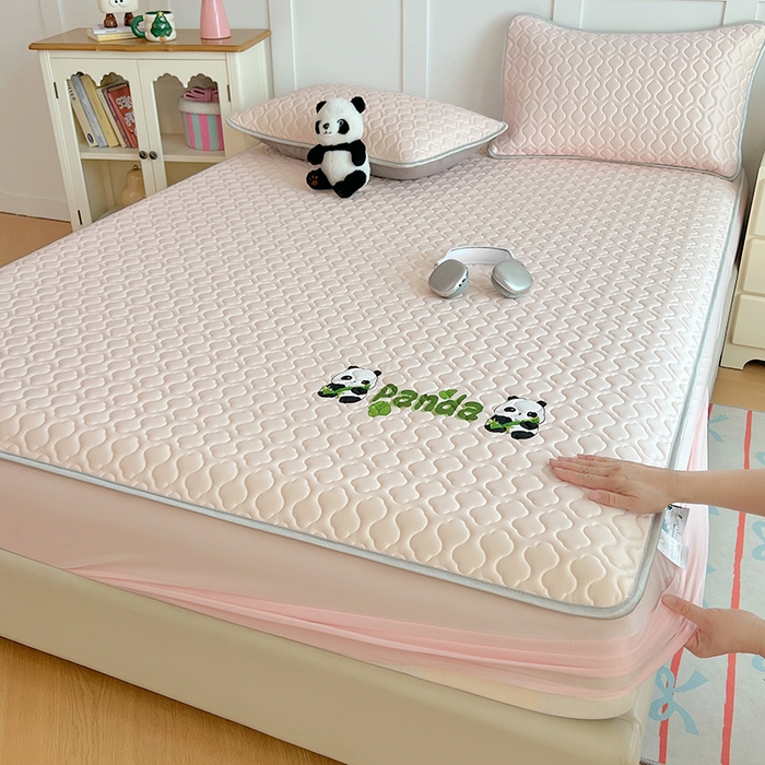 91家纺网 家纺一手货源 找家纺 缦纱 2025新款凉感丝凉席床笠夏季加厚冰丝凉席床笠 樱花粉